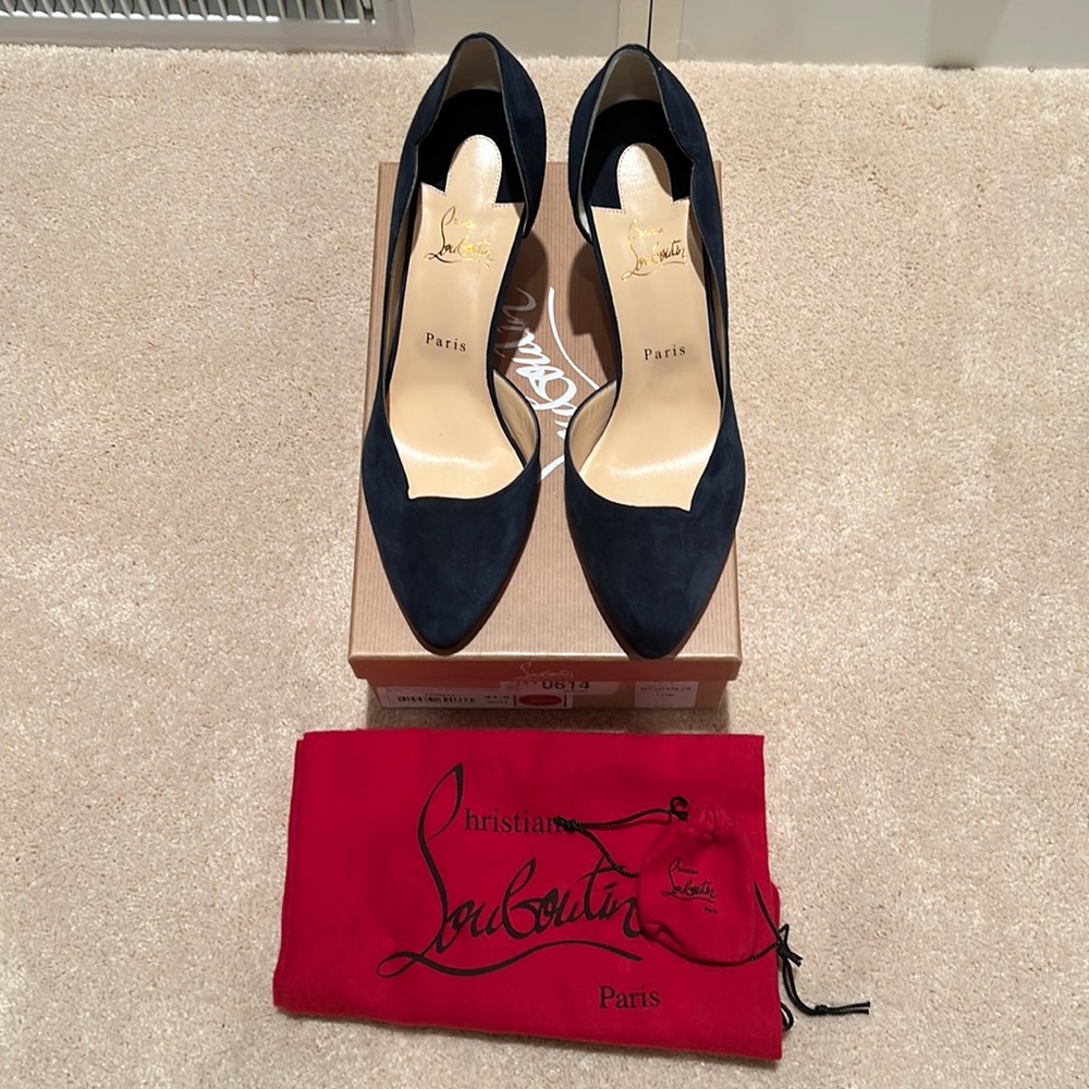 NEW Christian Louboutin Round Chick 85 Heels Marine Blue